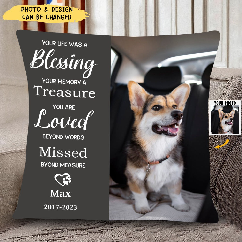 Pet Memorial Pillow with Dog Portrait Personalized Sympathy Gift for Loss of Pet