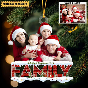 Family Merry Christmas 2023 - Personalized Custom Photo Mica Ornament - Christmas Gift For Family Members, Mom, Dad